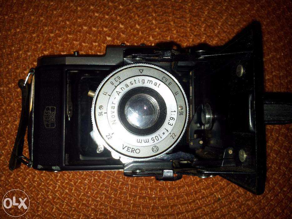 Maquina fotografica Zeiss Ikon Nettar 517/2 (1951)
