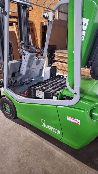 Empilhador Elétrico Recondicionado