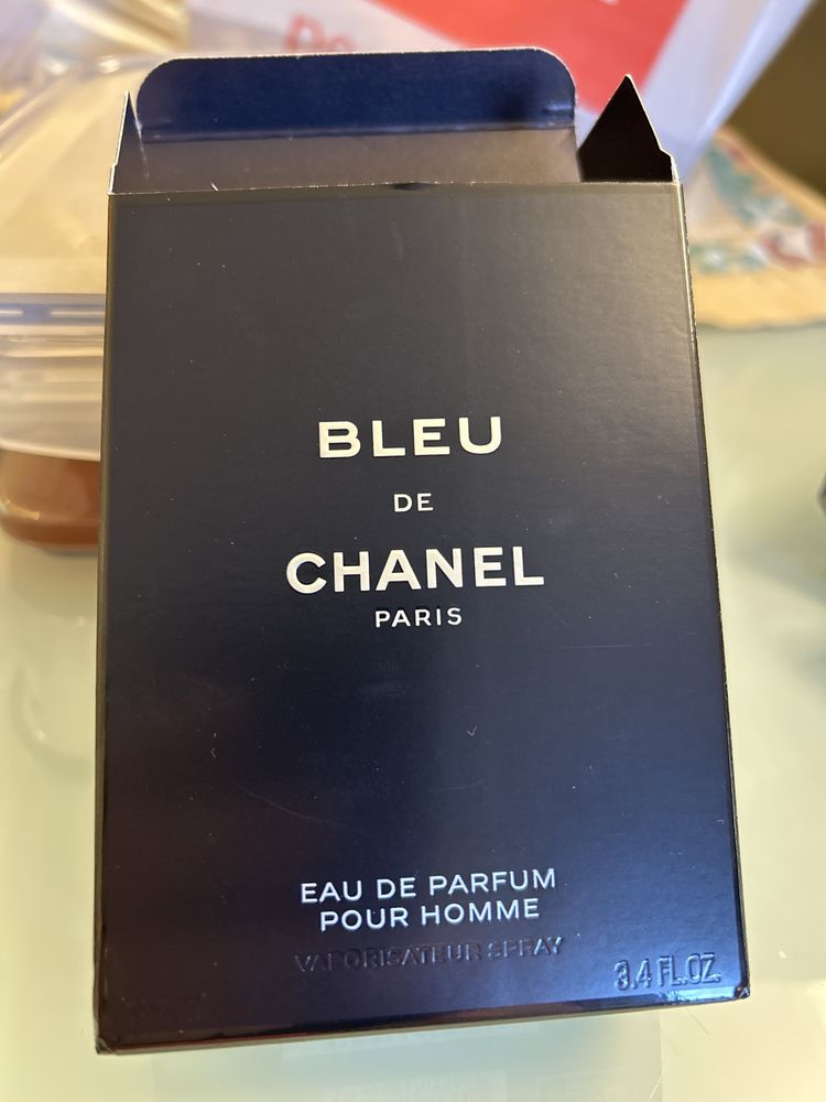 Caixa BLUE de CHANEL PARIS 100ml