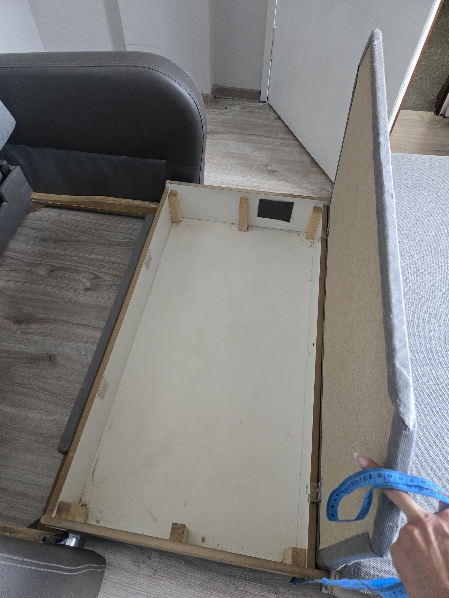 Sofa 2 osobowa rozkładana