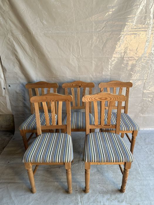 Komoda -krzesło z litego drewna