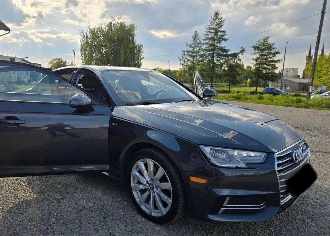 Продам Audi A4 2018 года