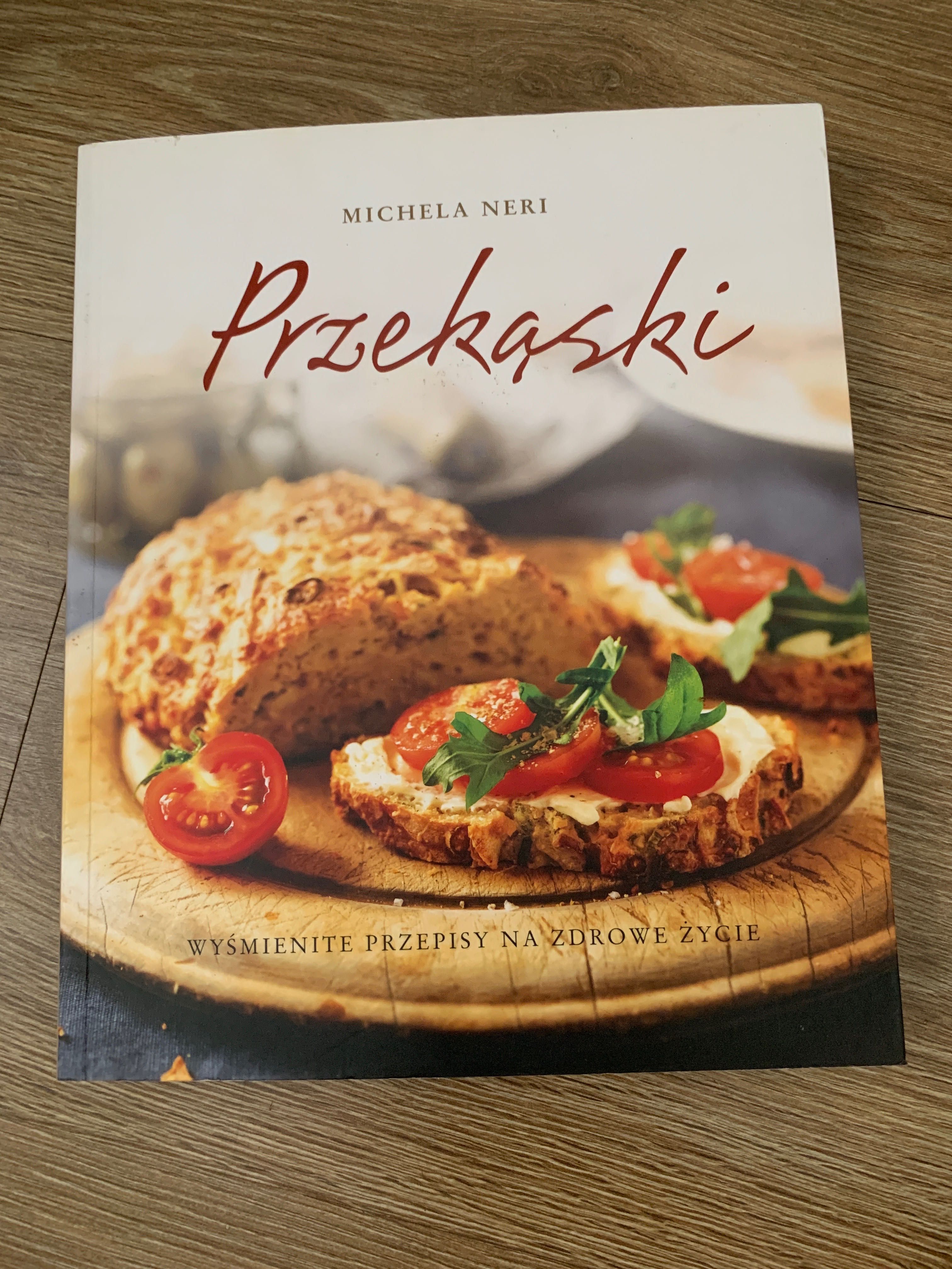 Książka kucharska  "Przekąski" Michaela Neri