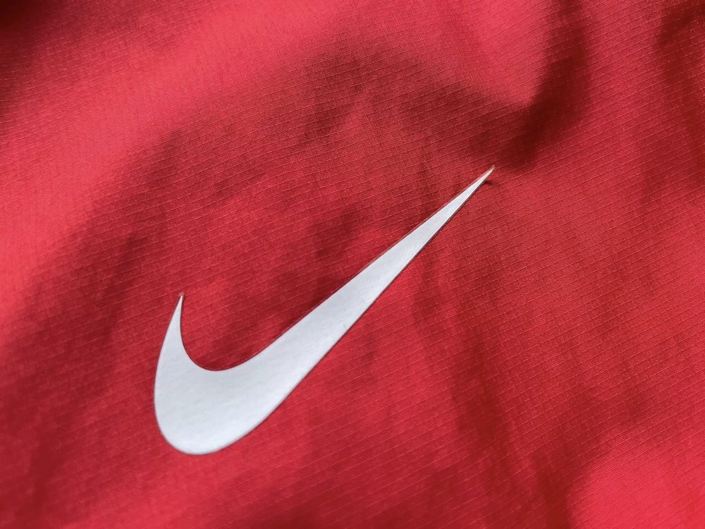 Оригінальна футбольна куртка вітрівка Nike FC PSG windrunner