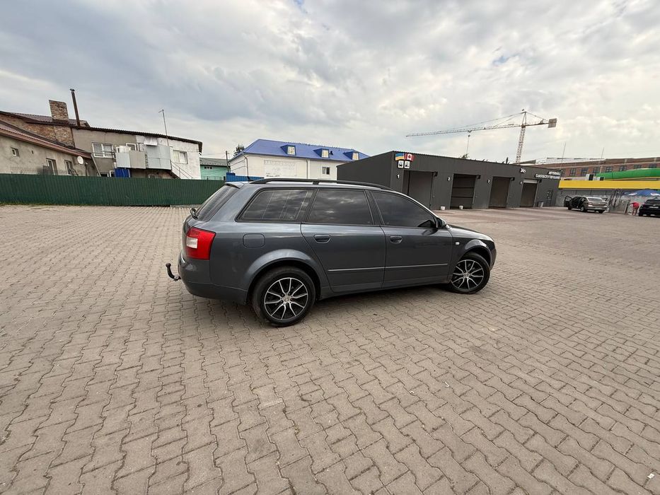 Ауді а4б6 2002 рік