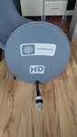 Antena Polsat wraz z konwerterem oraz uchwytem