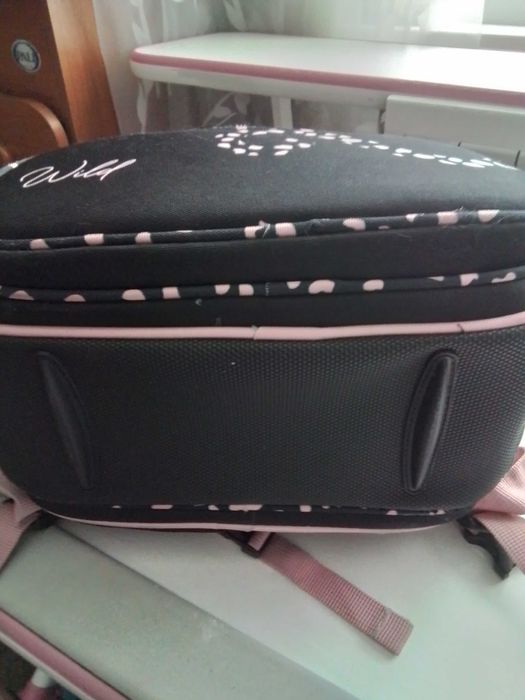 Рюкзак школьный ортопедический для девочек Kitty Wild Premium