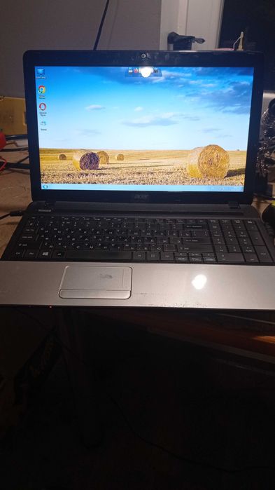 Продаю Ноутбук  аcer  4000 гр.