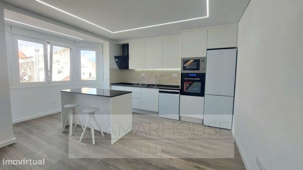 T2 remodelado, Póvoa De Santo Adrião, Olival de Basto, Odivelas