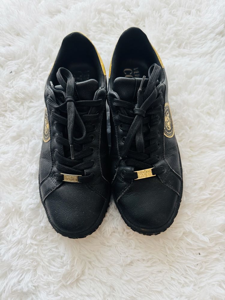 Versace Jeans Coulture  V Emblem 88 Court