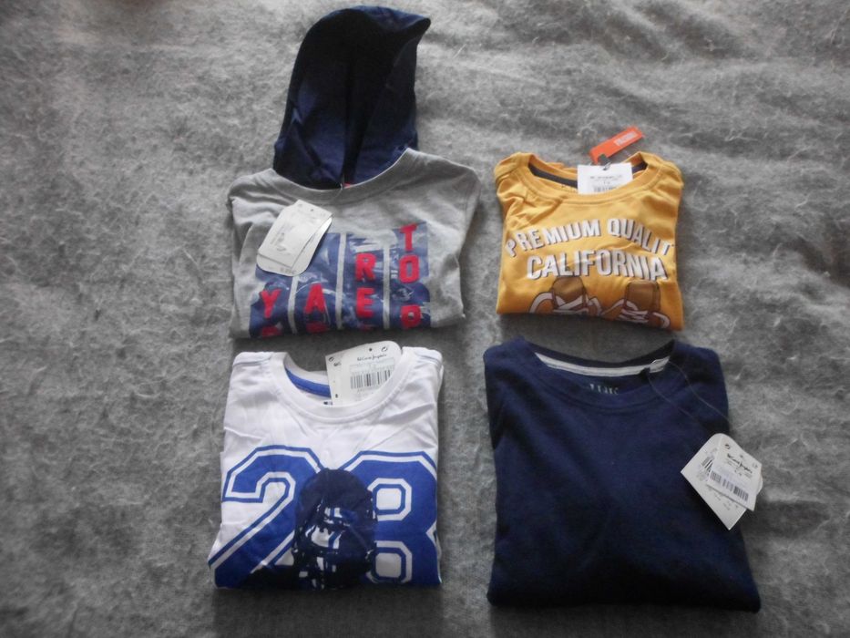 lote de roupa nova com etiqueta para bebe menino