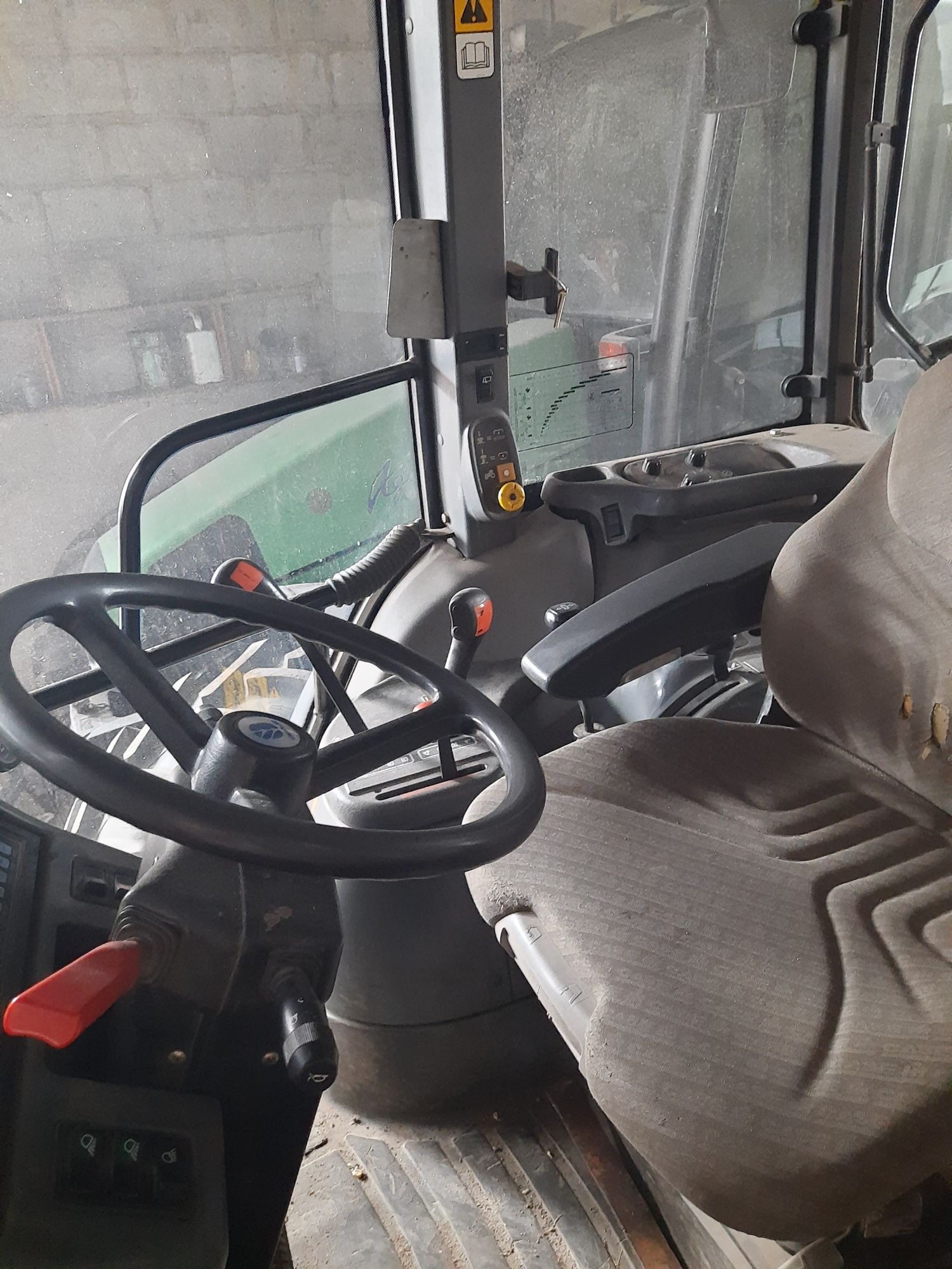 Ciągnik rolniczy new Holland ts115 6 cyl same lambo case deere ursus