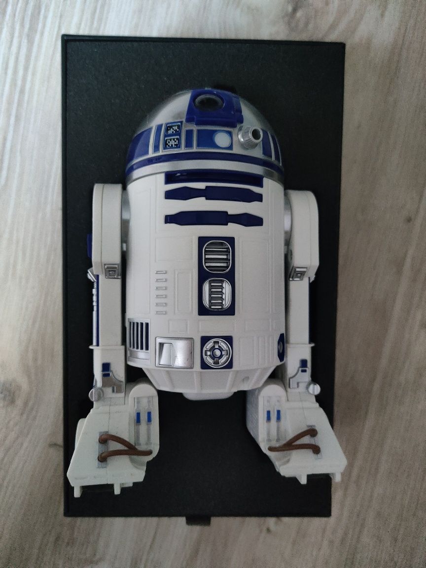 Star wars robot R2-D2 sphero