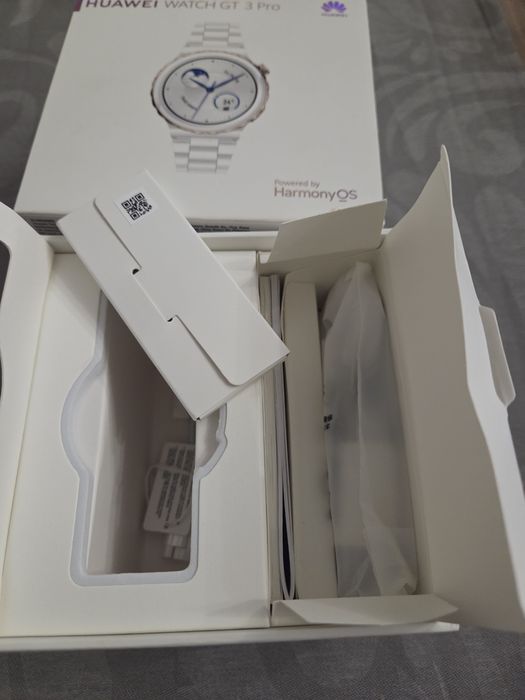 smartwatch huawei gt 3 pro 43mm ceramic branco dourado