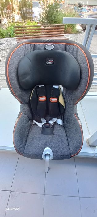 Продам автомобильное детское кресло