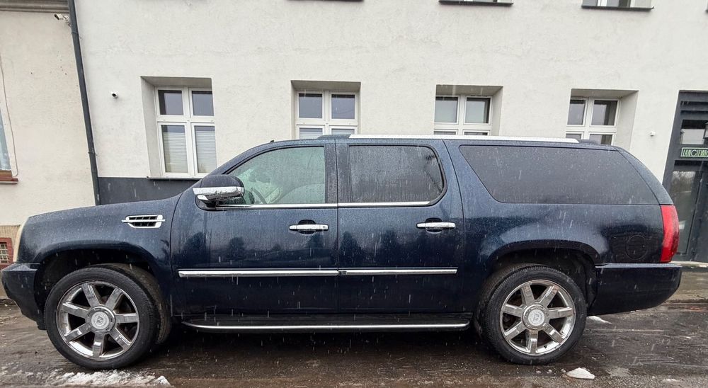Cadillac Escalade Cadillac Escalade ESV 6,2 2008 długi 7 osób bdb Kraków bezpośrednio