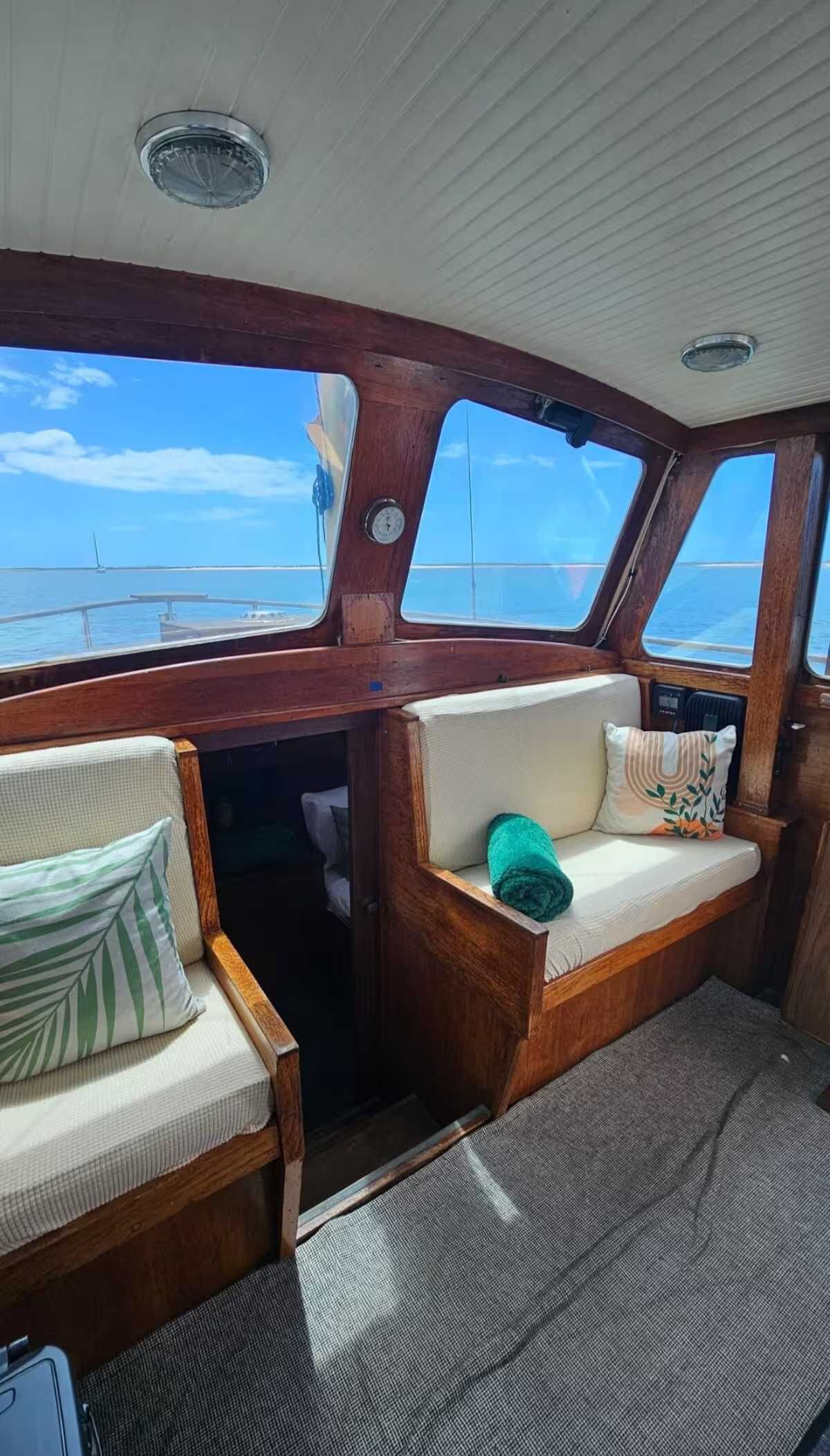 Motor Sailor NAUTICAT 33
