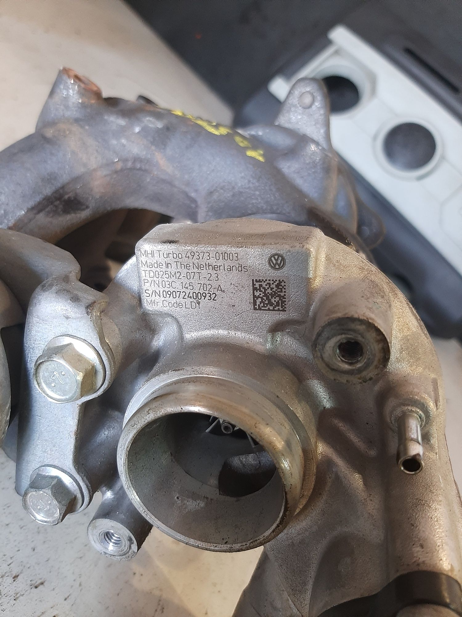 Турбіна турбо компресор 1.4 tsi 03c145702a