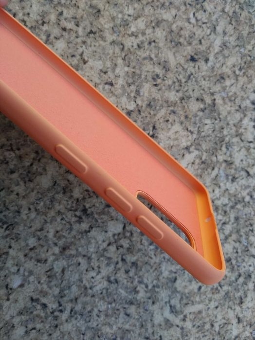 (NOVO, PORTES GRÁTIS) Capa Samsung Galaxy A51 Silicone: Laranja Pastel