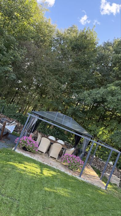 Domek z jacuzzi nad jeziorem (ognisko,duża wanna)