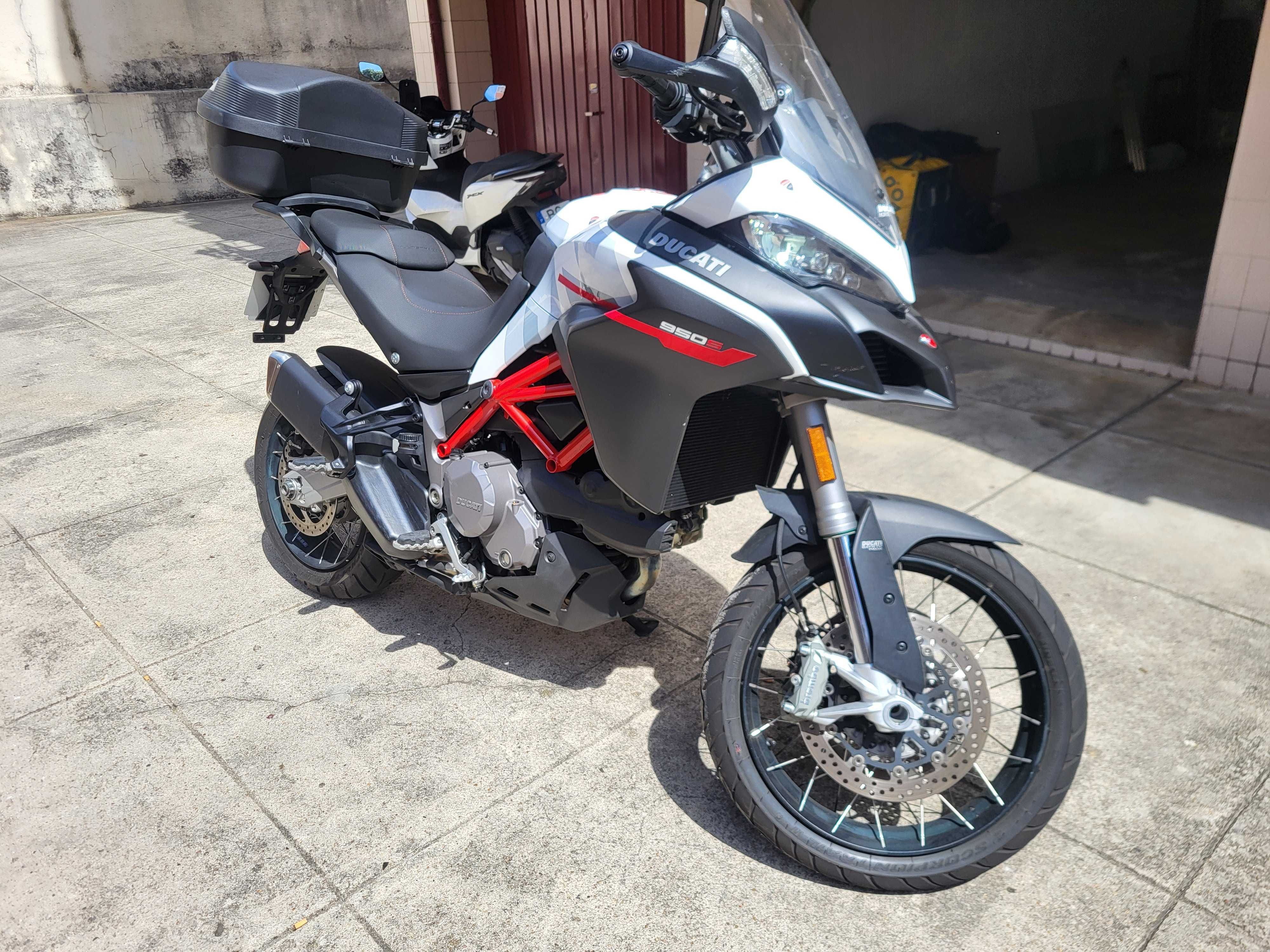 ducati multistrada 950 s gp white
