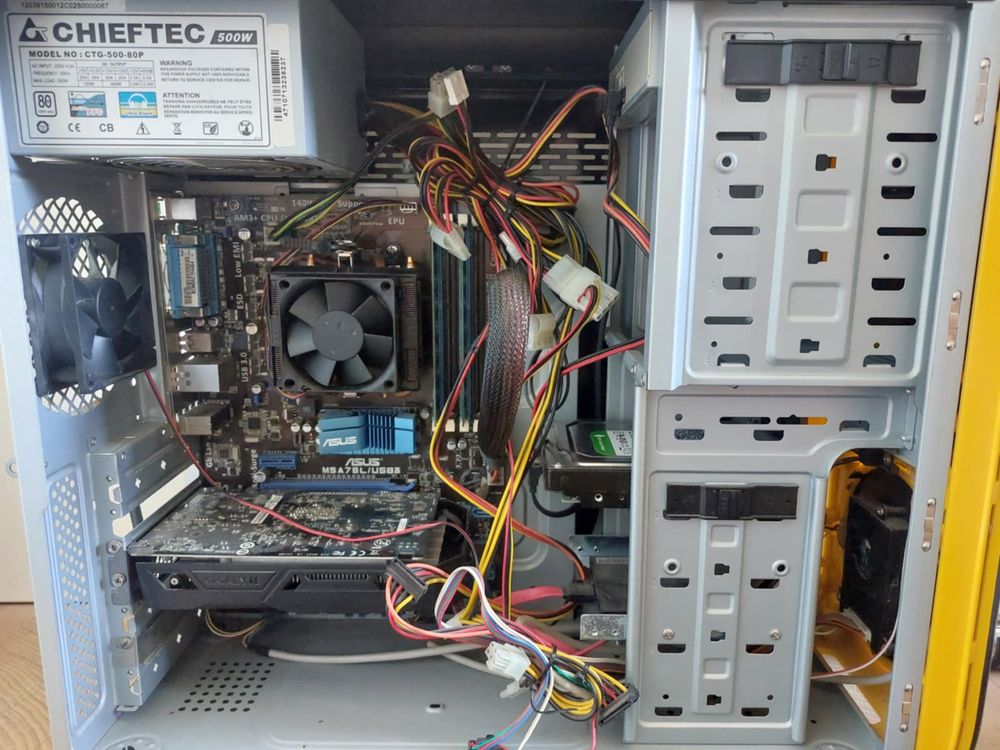 Komputer stacjonarny GeForce GTX 1050 TI