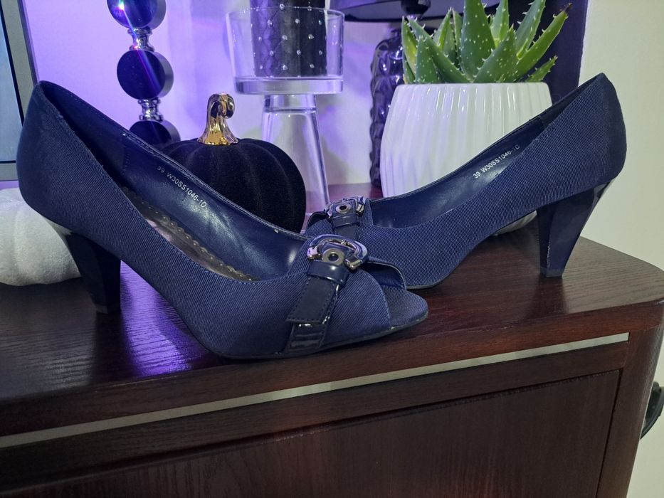 Buty damskie rozmiar 39