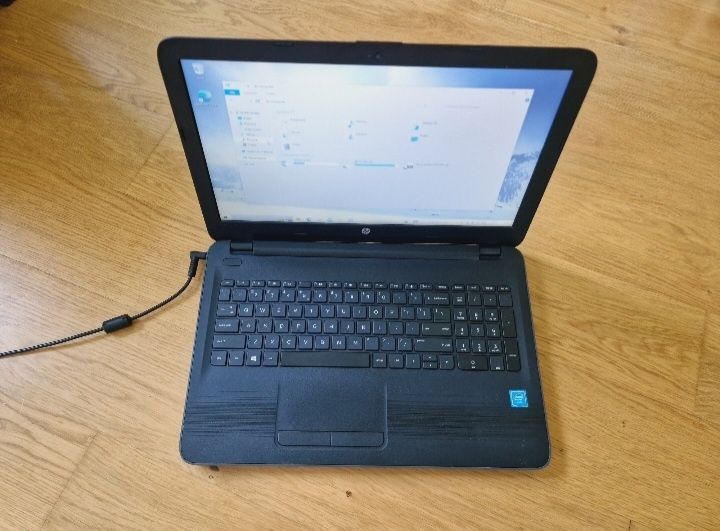 Laptop HP 250 5G Windows 10 DVD HDMI