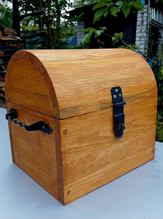 Сундук дерев'яний