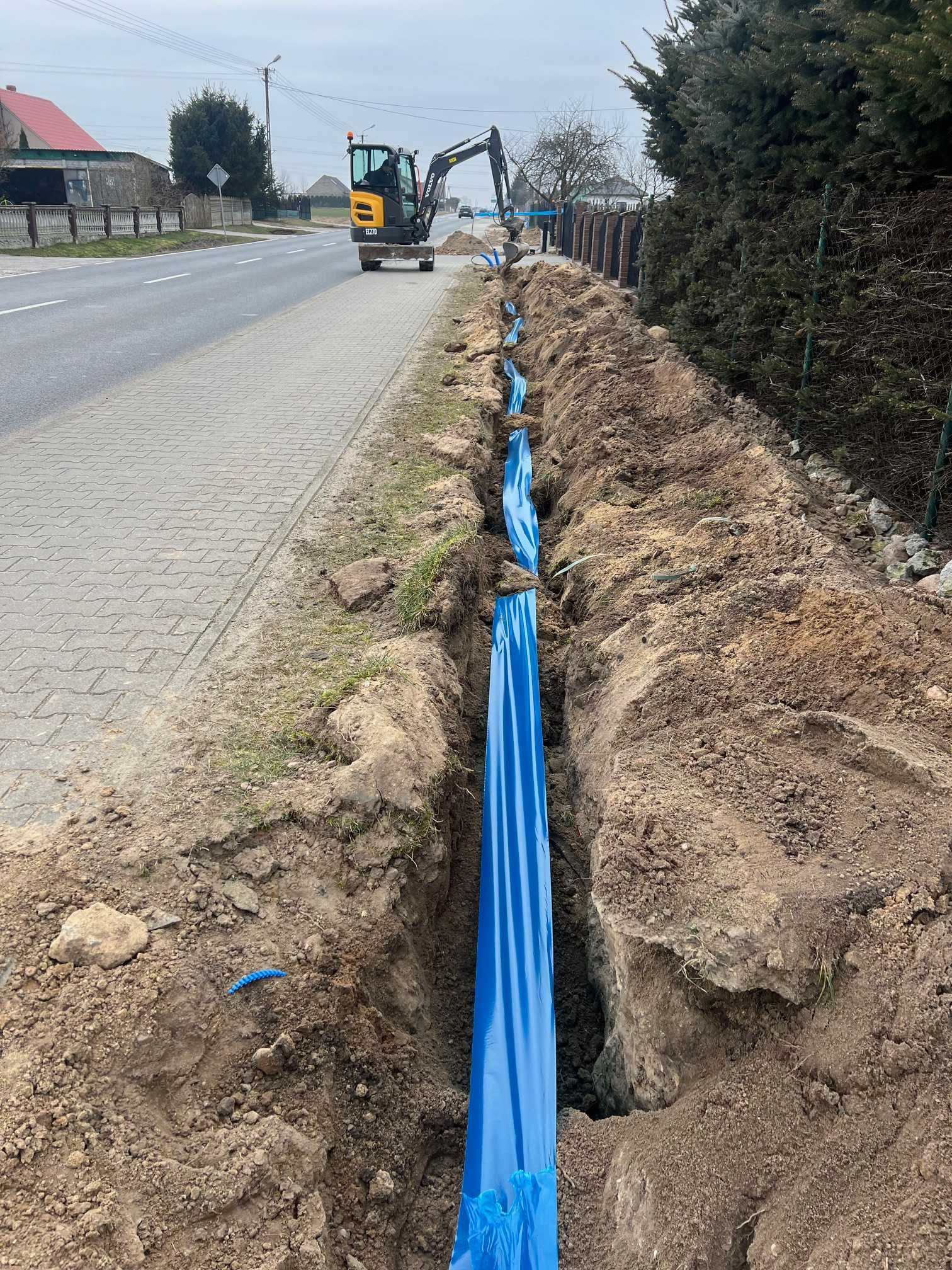 Usługi minikoparką, Przeciski pneumatyczne - kret, Transport