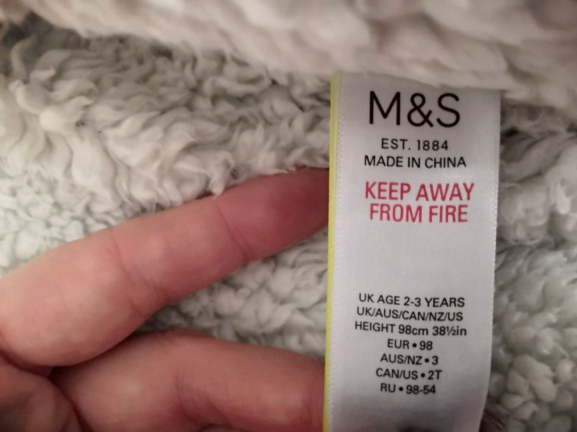 Śliczna dziewczęca kurteczka zimowa, kotek,firma M&S, r 98. Polecam!