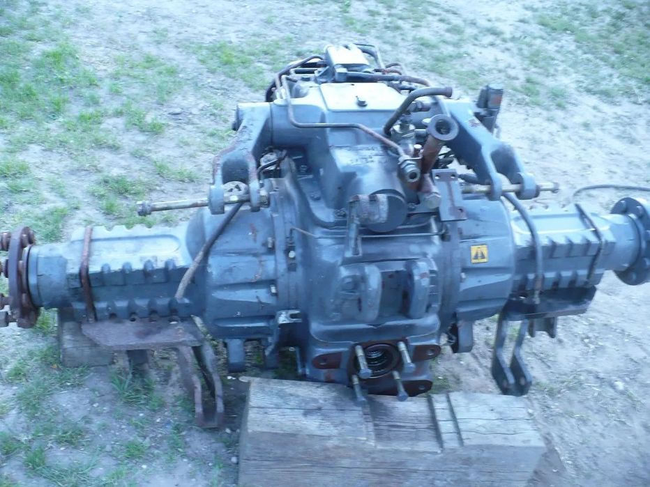 NEW HOLLAND TS100 KOLO ZAMACHOWE SPRZEGLO 82859617