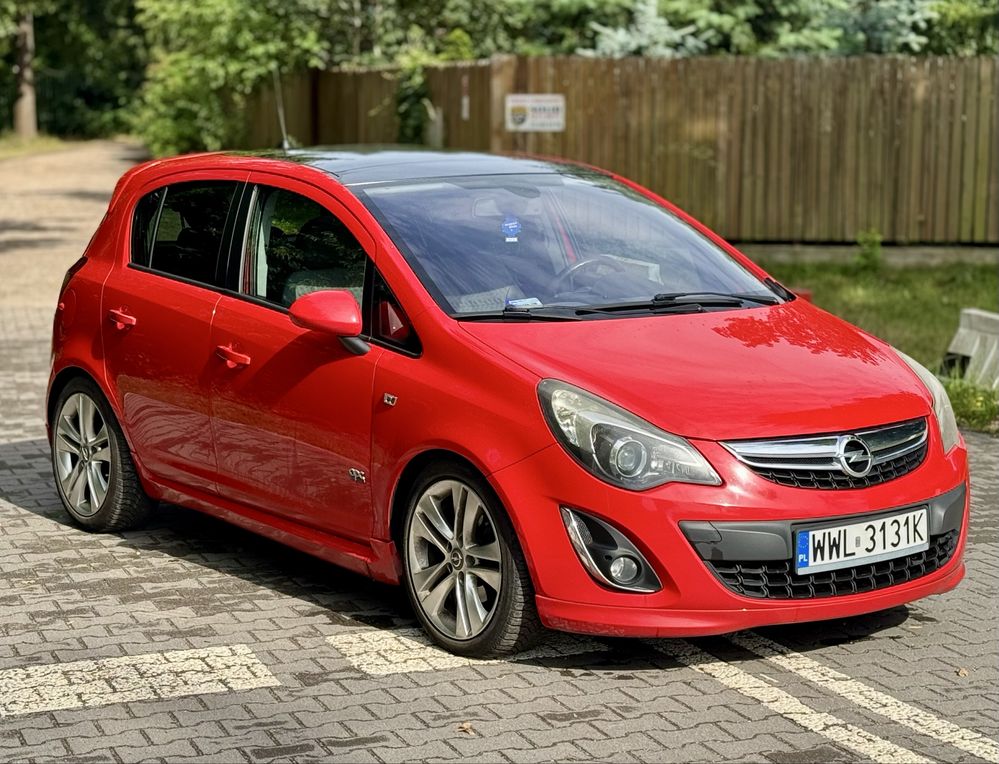 Opel corsa D OPC Line 131km