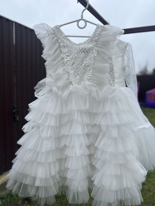 Нарядне плаття, сукня дитяча, сукня на виступ, карнавальні сукні