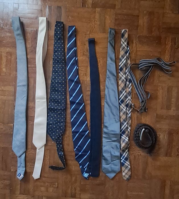 Gravatas e cintos