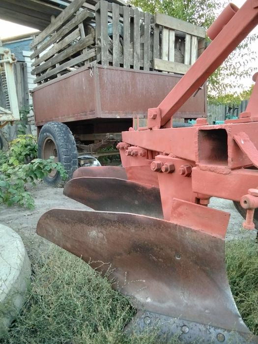 Продам плуг в гарному