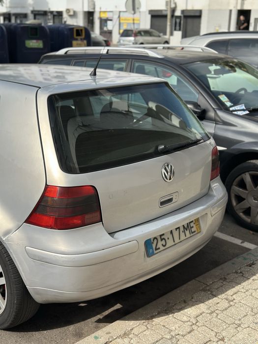 Volkswagen Golf IV 1998 – Excelente estado, bem conservado