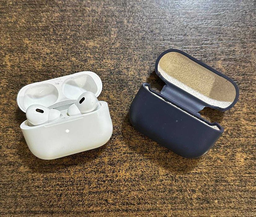 Навушники Apple AirPods Pro 2nd generation with MagSafe Case USB-C