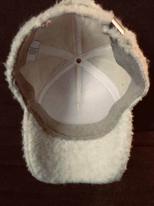 Бейсболка moncler новая