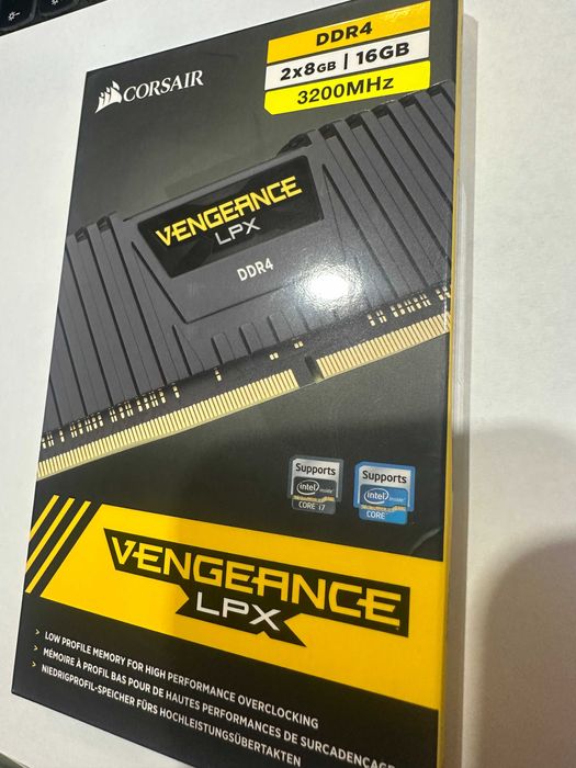RAM Corsair 16GB (2x8GB) 3200MHz CL16 Vengeance