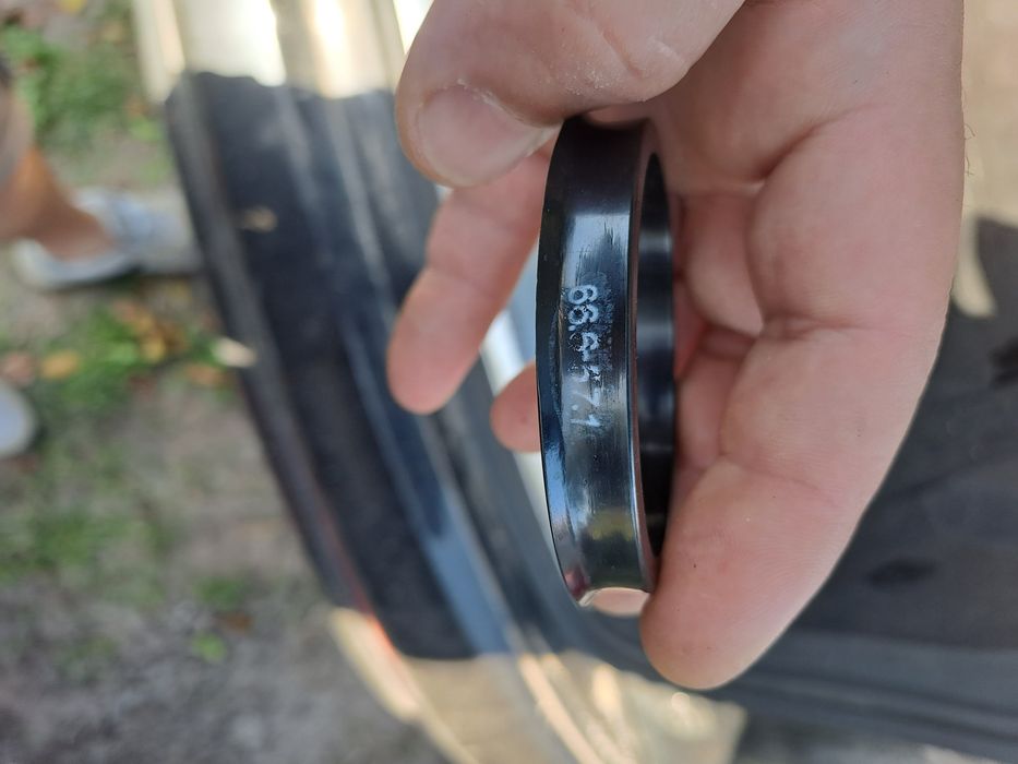 Кольца проставочные*центующие . Наконечники новые ауди а6с5 600гр.пара