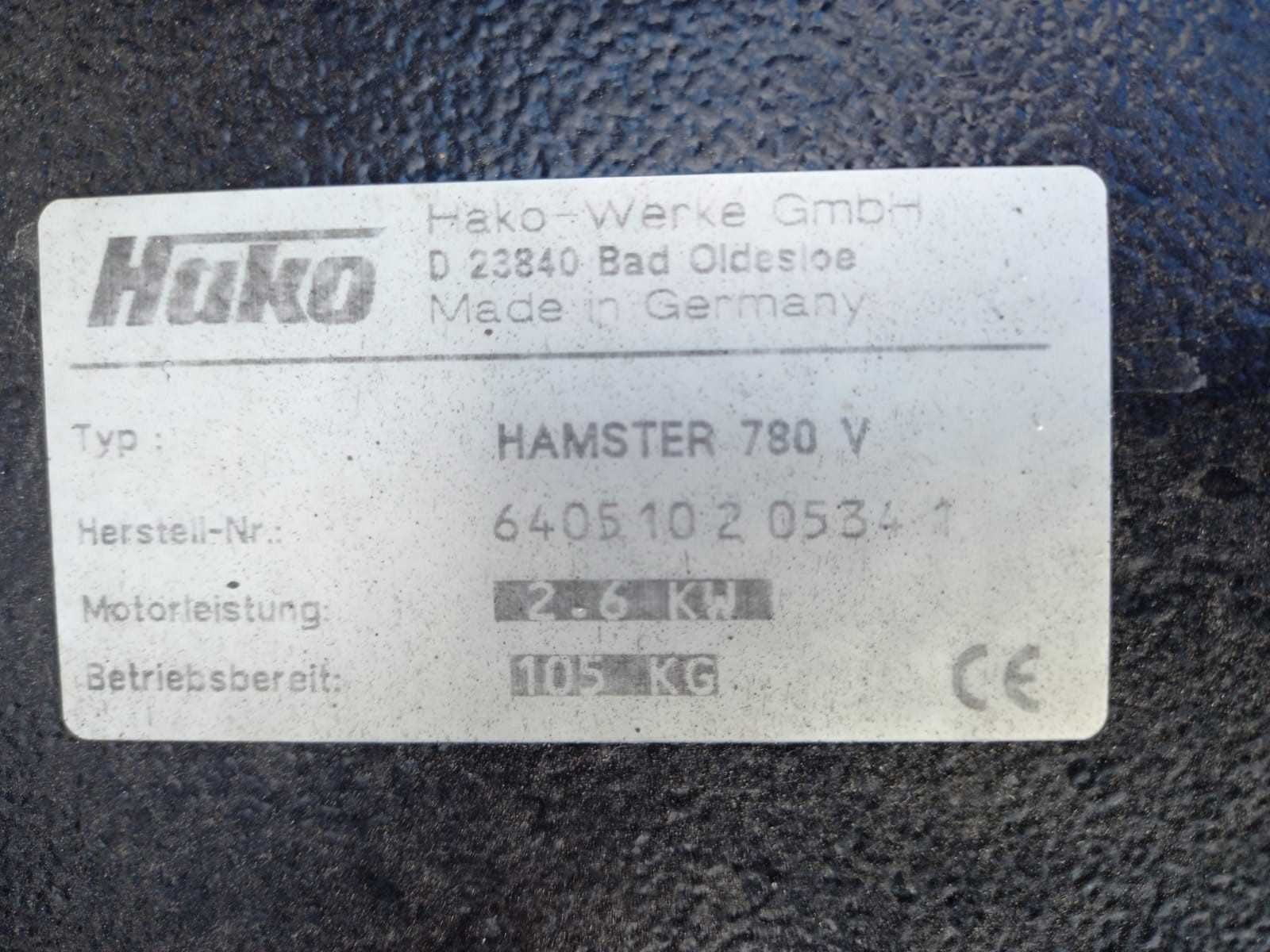 Zamiatarka spalinowa Hako Hamster 780 V silnik Briggs & Stratton