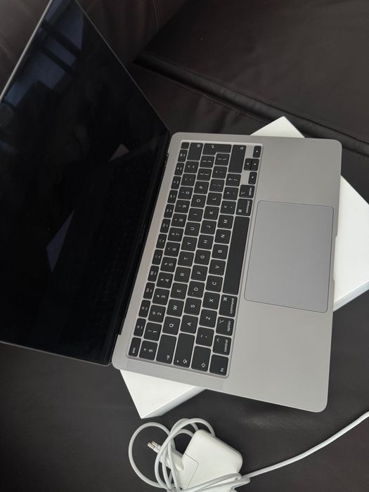 Laptop MACBOOK AIR 13 13 8GB 256SSD