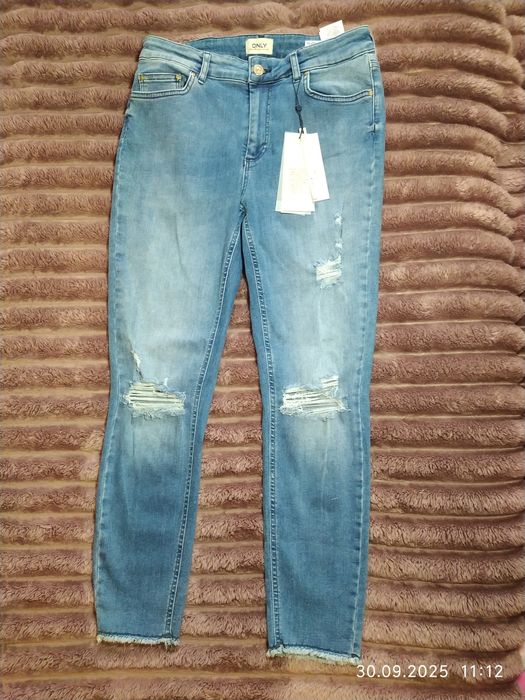 Нові джинси ONLI