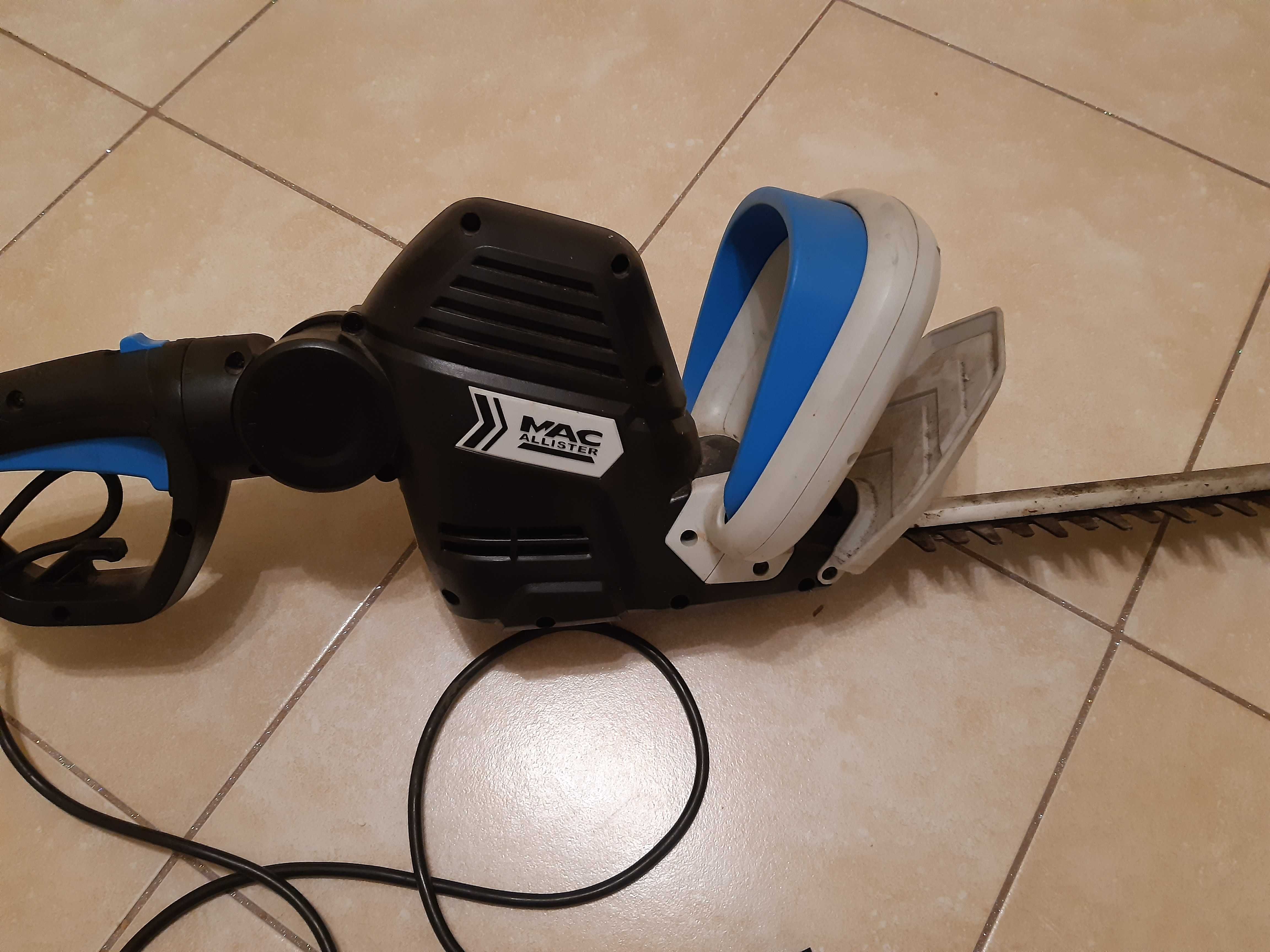 Nożyce do żywopłotu Macallister MHTP710
