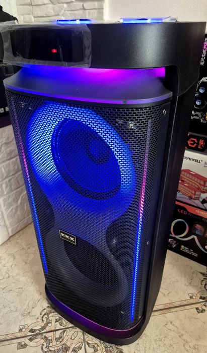 Портативная колонка ZXX на 60Вт с Bluetooth караоке и RGB подсветкой.