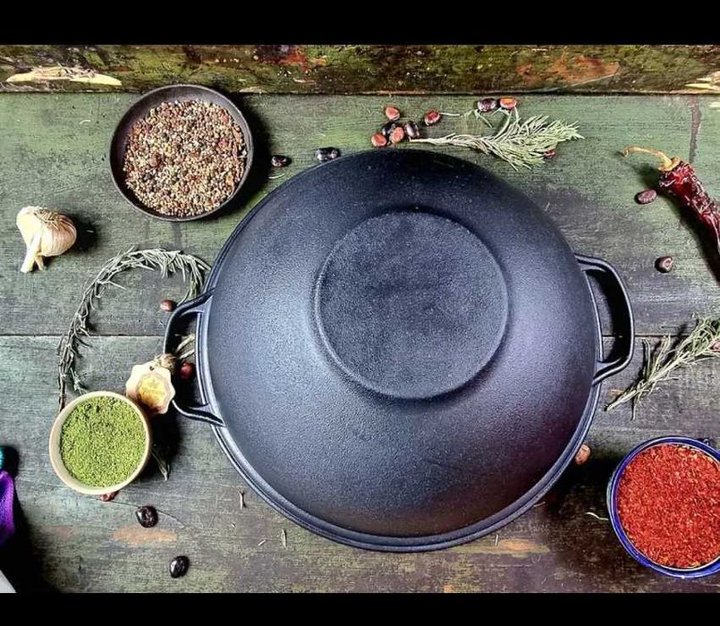 Казан чавунний узбецький об`ємом 18 л WOK із кришкою-сковородою