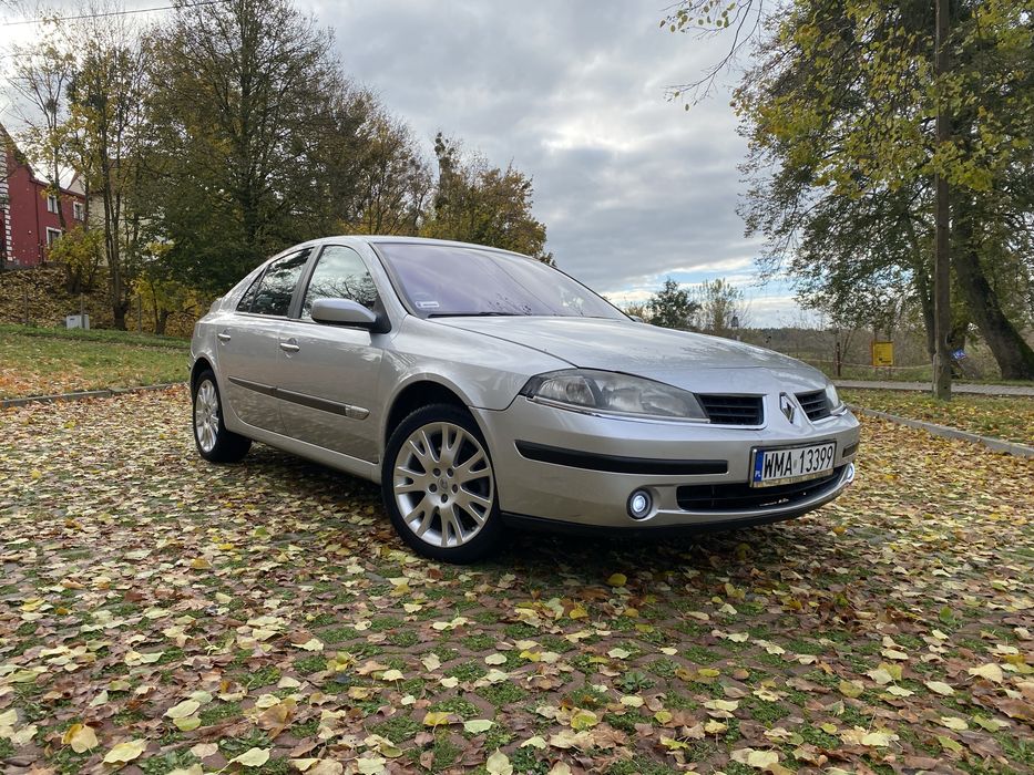 Piekna laguna rok 2006 zadbana bogata wersja bez korozji polecam