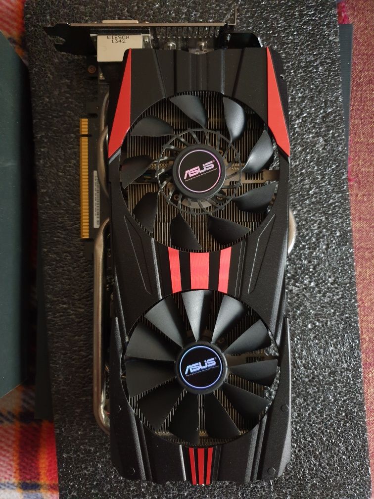 Asus GTX 780 DIRECT CUT II OC