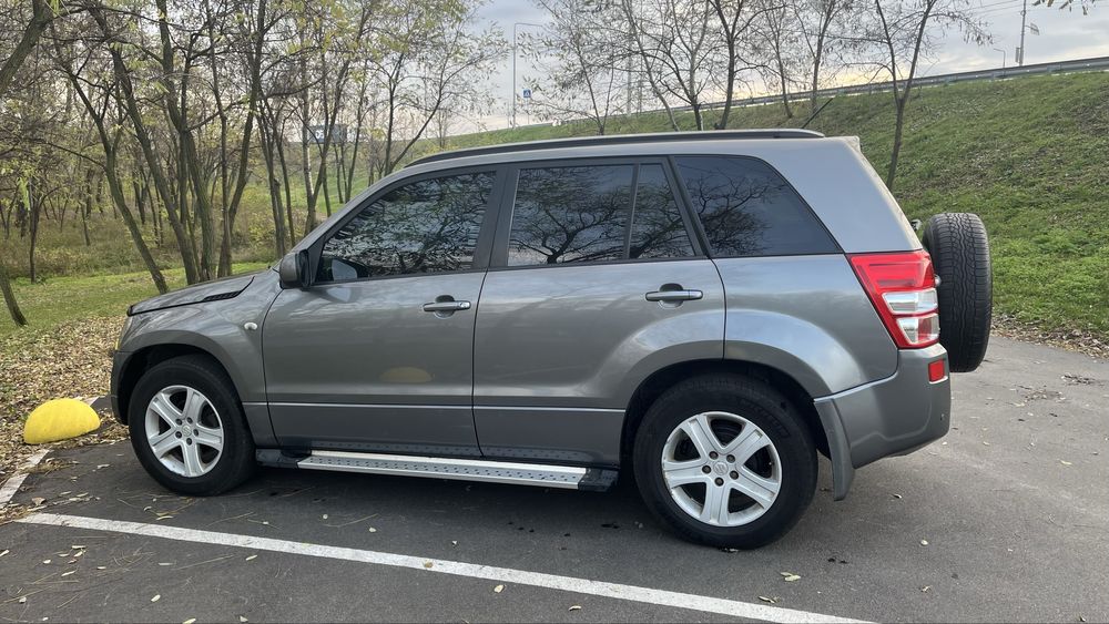 Сузуки Гранд Витара